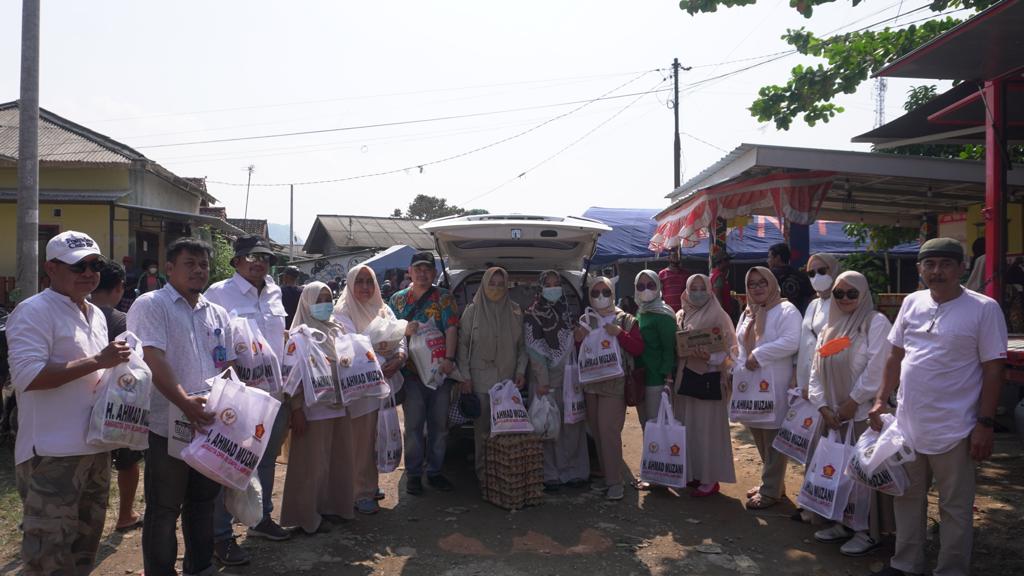 Respon Cepat Gerindra Lampung Bantu Korban Pengungsian Kebakaran Kota Karang